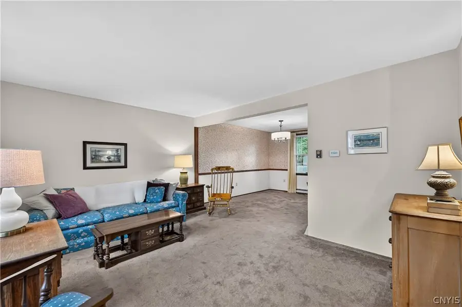 8086 Princess Path, Liverpool, NY 13090 - #2
