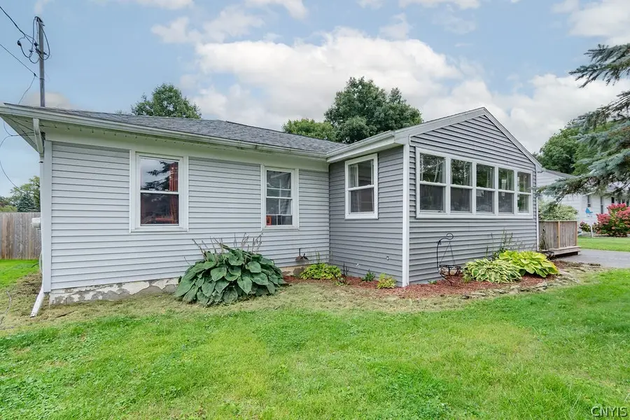 219 Camillus Drive, Camillus, NY 13031 - #2