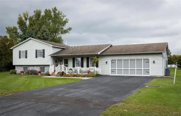 108 St Lawrence Avenue W, Brownville, NY 13615