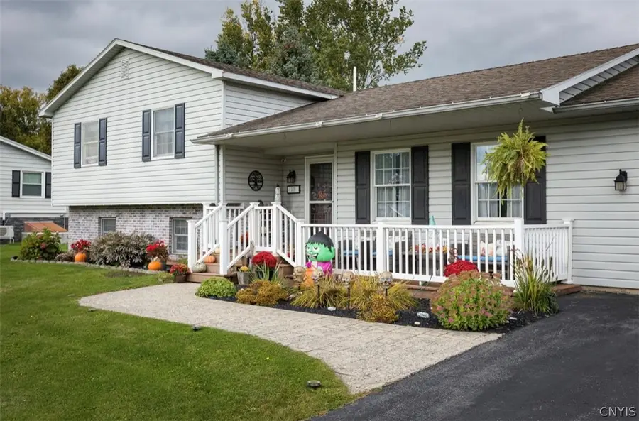 108 St Lawrence Avenue W, Brownville, NY 13615 - #3
