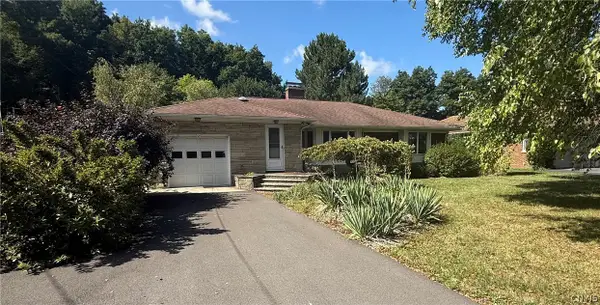 147 Century Dr, Syracuse, NY 13209