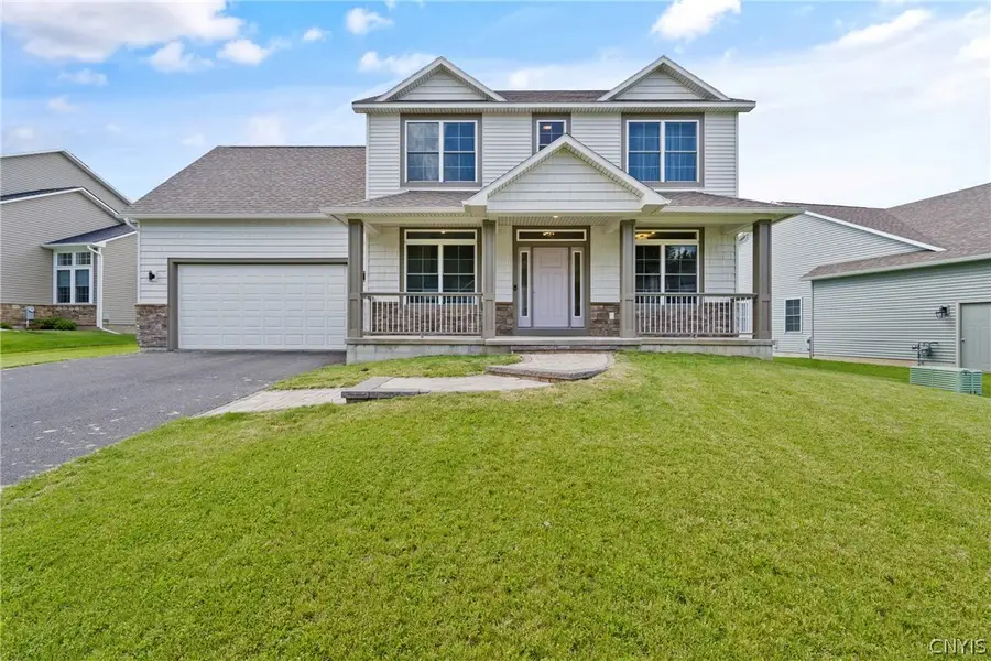 3429 Tall Tree Lane, Baldwinsville, NY 13027 - #2