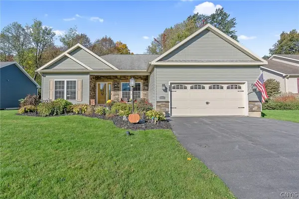 411 Mcclennan Drive, Fayetteville, NY 13066