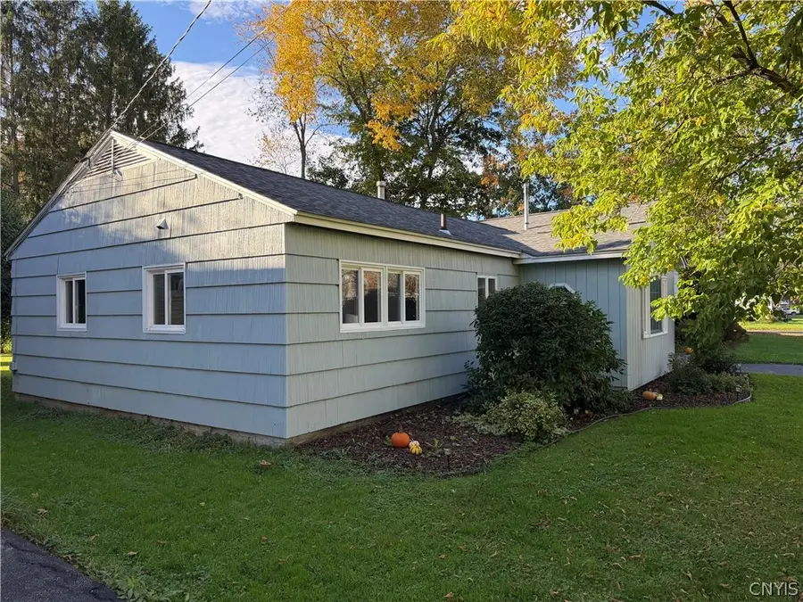 23 Tamarack Drive, New Hartford, NY 13413 - #3