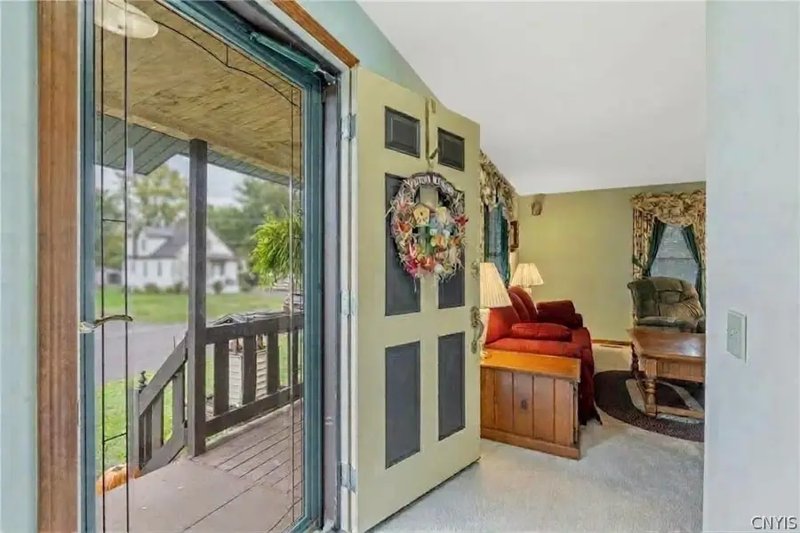 213 Schaffer Avenue, Syracuse, NY 13206 - #2
