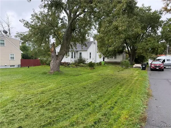 417 Boston Road, Syracuse, NY 13211