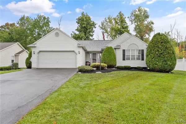 6147 Palm Summit Circle, Cicero, NY 13039