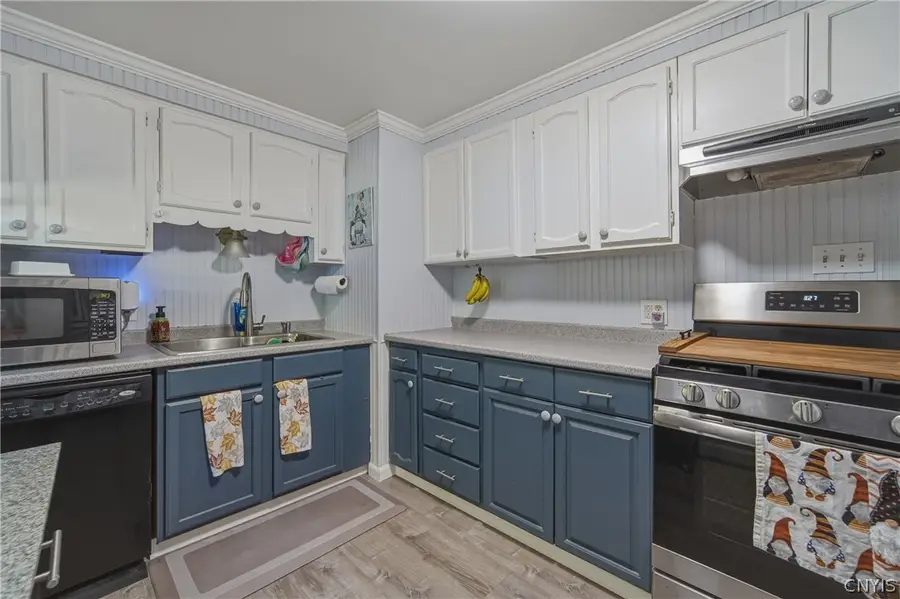 325 Belmore Drive, Syracuse, NY 13212 - #3
