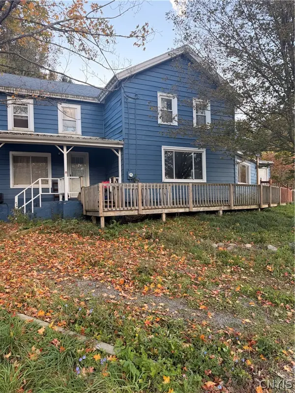 2025 Apulia Road, La Fayette, NY 13084