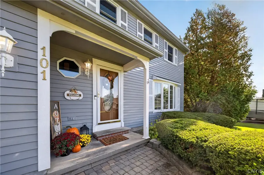101 Harding Avenue S, Liverpool, NY 13088 - #3
