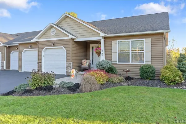 8728 N Entry Road, Baldwinsville, NY 13027