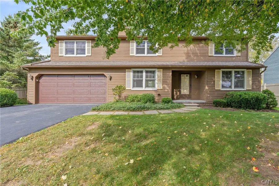 4945 Alfred Drive, Liverpool, NY 13090 - #2