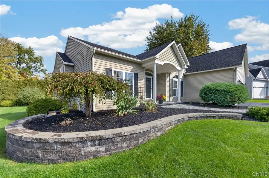 8616 Osborne Drive, Cicero, NY 13039 - #2