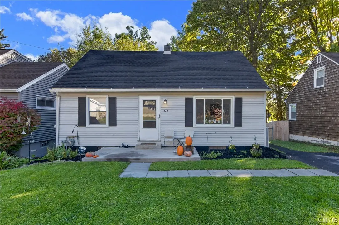 314 Cleveland Boulevard, Fayetteville, NY 13066 - #1