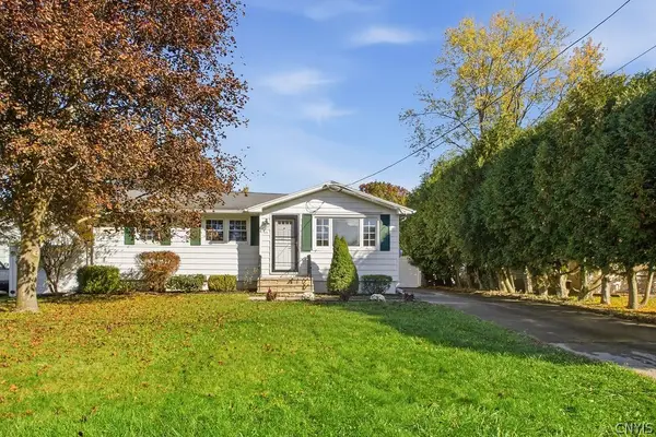 105 Glenwood Drive S, Liverpool, NY 13090