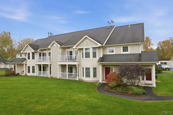 2407 Pipers Court, Baldwinsville, NY 13027
