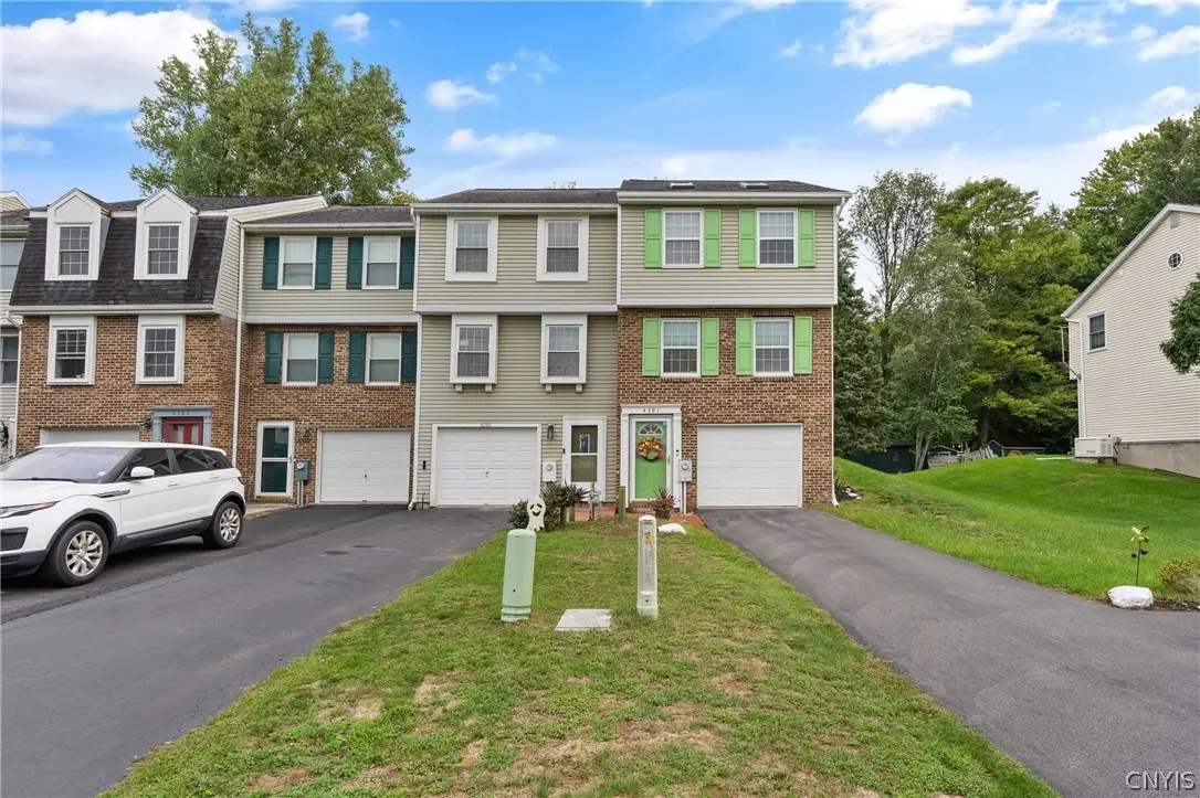 4391 Heritage Drive, Liverpool, NY 13090 - #1