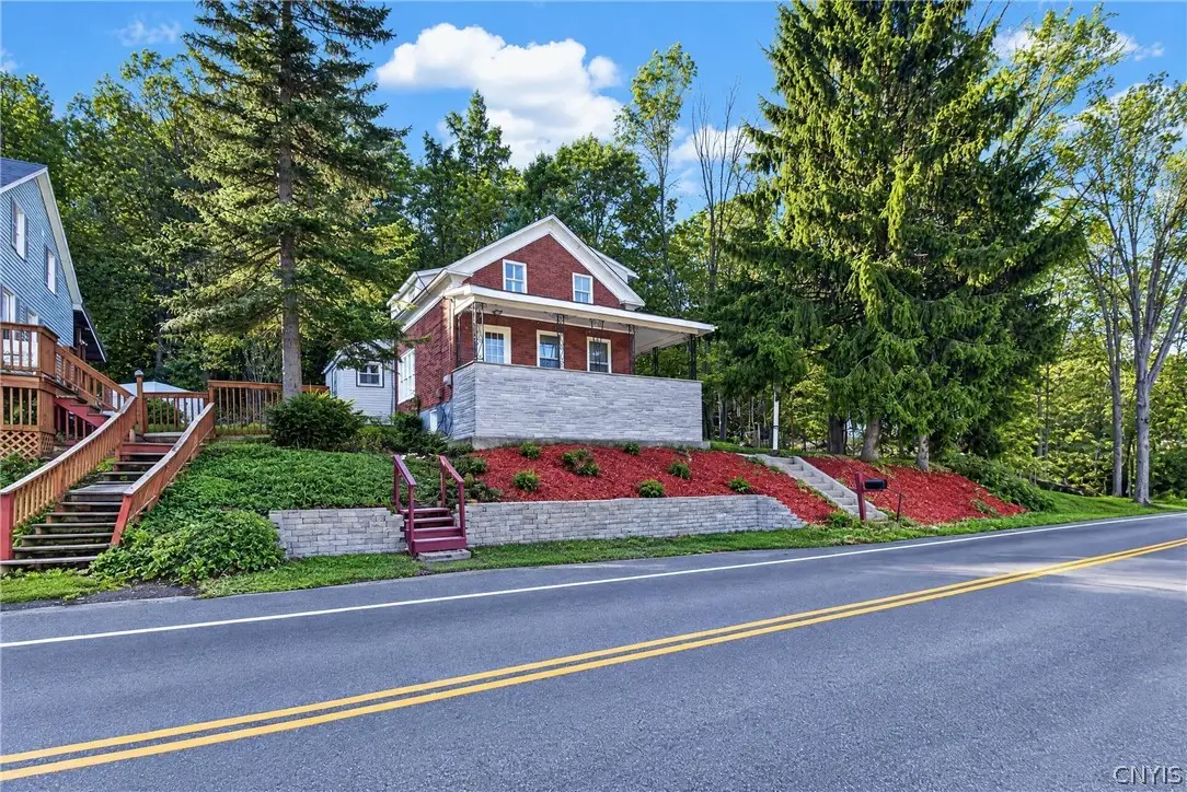 5539 Valley Rd, Oriskany, NY 13424 - #1