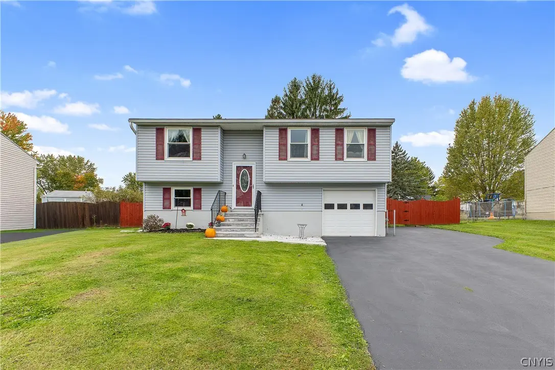 4304 Amblewood Lane, Clay, NY 13041 - #1