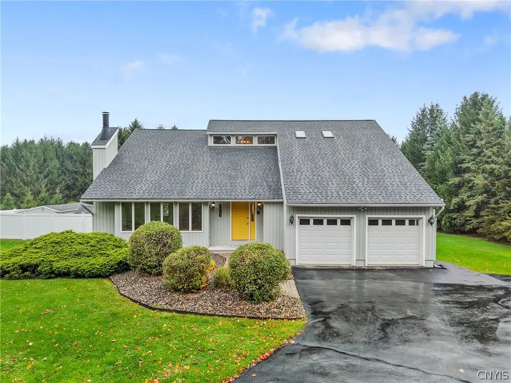 8043 Broadfield Road, Manlius, NY 13104 - #1