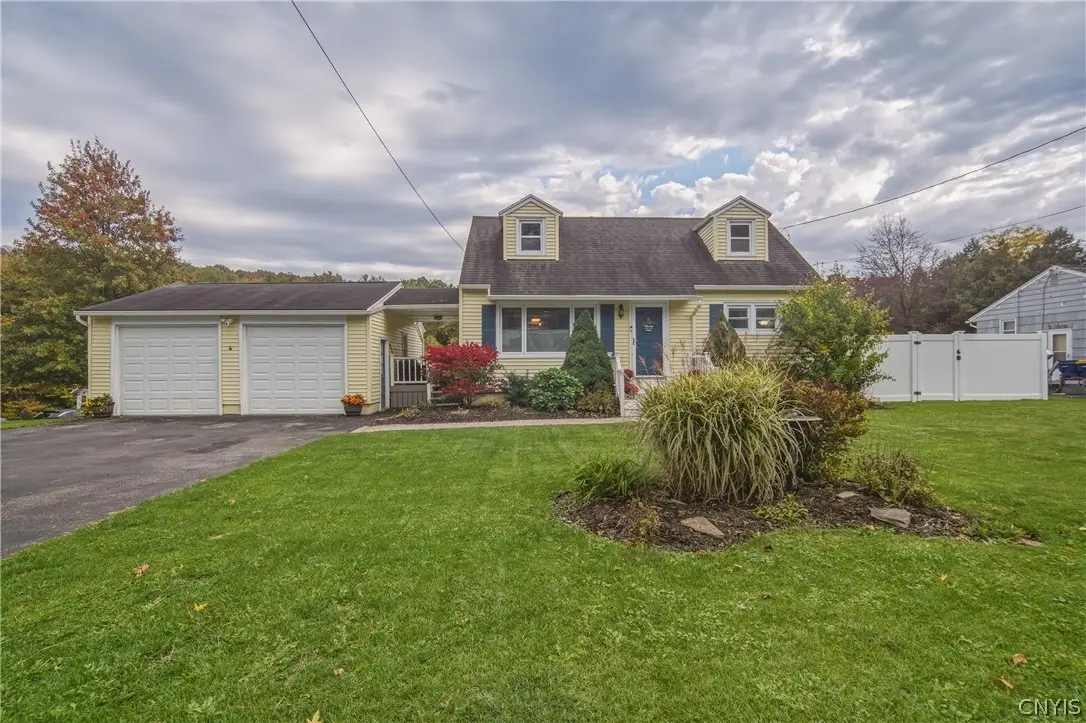 301 Forsythe Street, Camillus, NY 13031 - #1