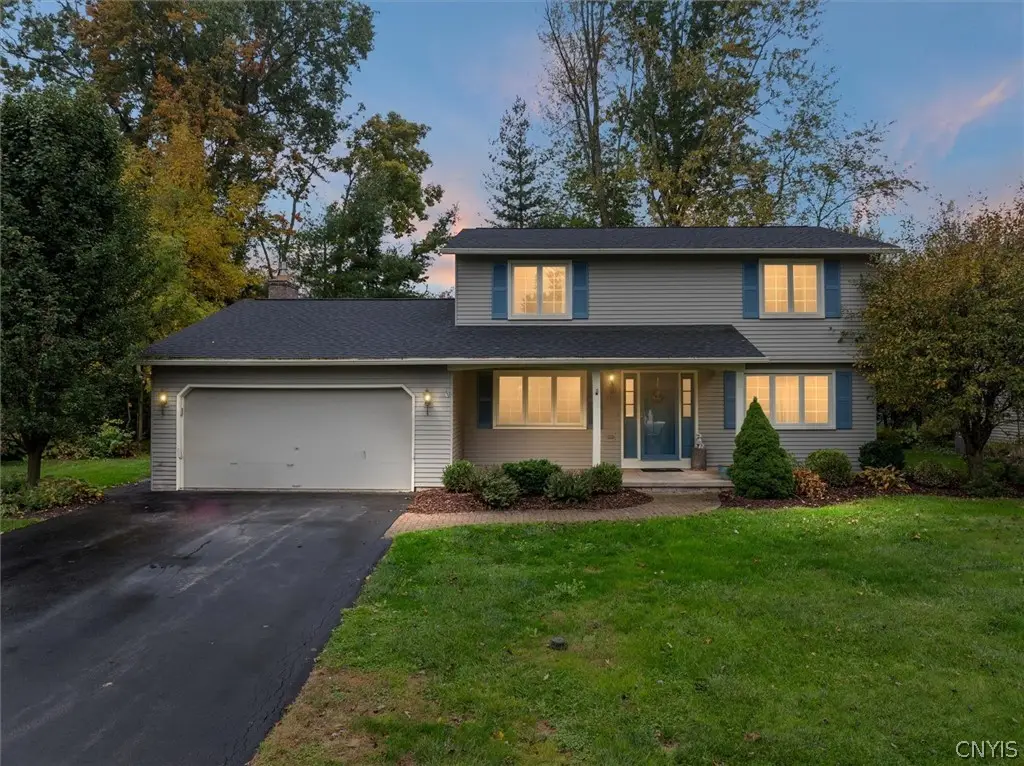4318 Cinnamon Path, Liverpool, NY 13090 - #1