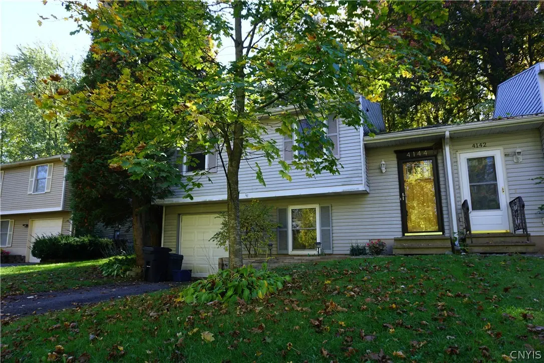 4144 Tommys Trail, Liverpool, NY 13090 - #1