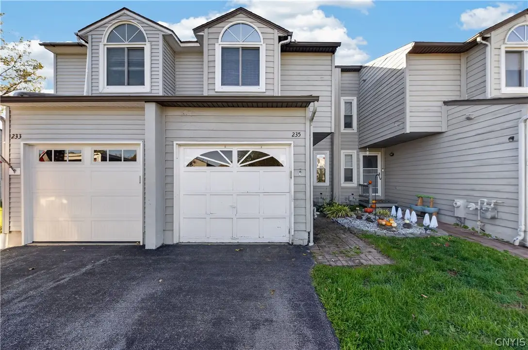 235 Quincy Place, Liverpool, NY 13088 - #1