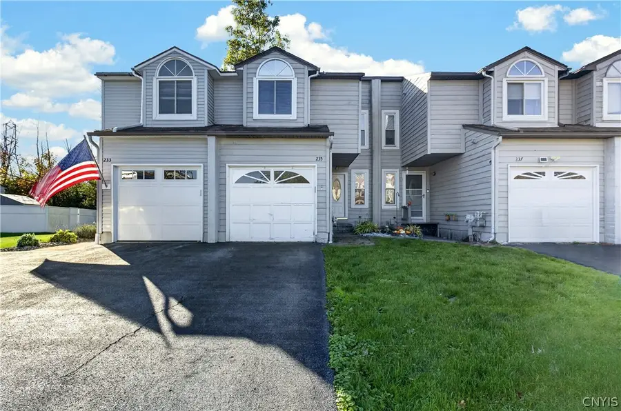 235 Quincy Place, Liverpool, NY 13088 - #2