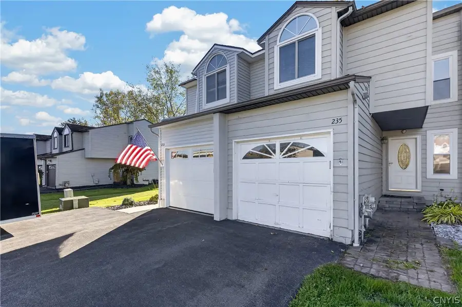 235 Quincy Place, Liverpool, NY 13088 - #3