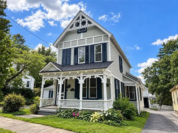 8 Fountain Street, Clinton, NY 13323