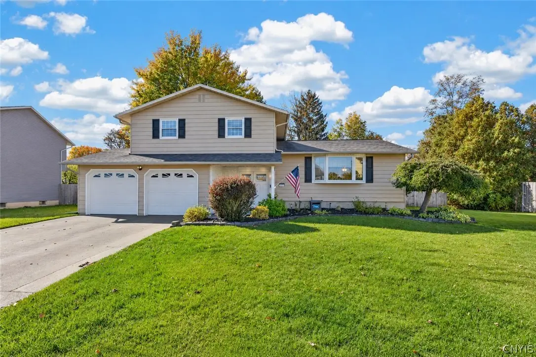 7358 Cedar Post Road, Liverpool, NY 13088 - #1