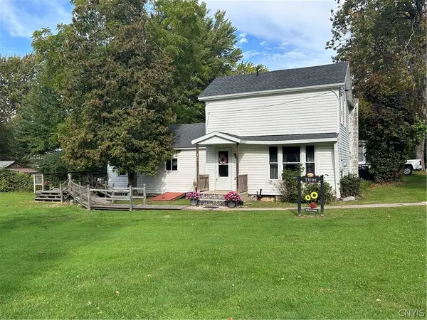 283 S Point Street, Cape Vincent, NY 13618