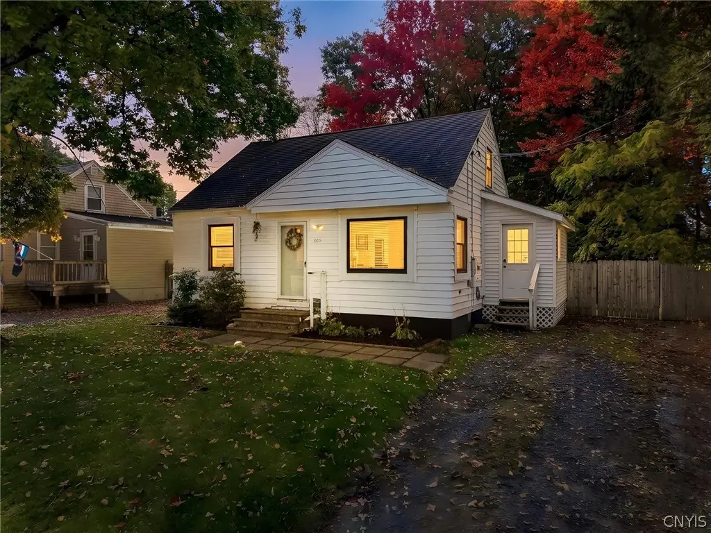 305 Richardson Drive, Syracuse, NY 13212 - #1