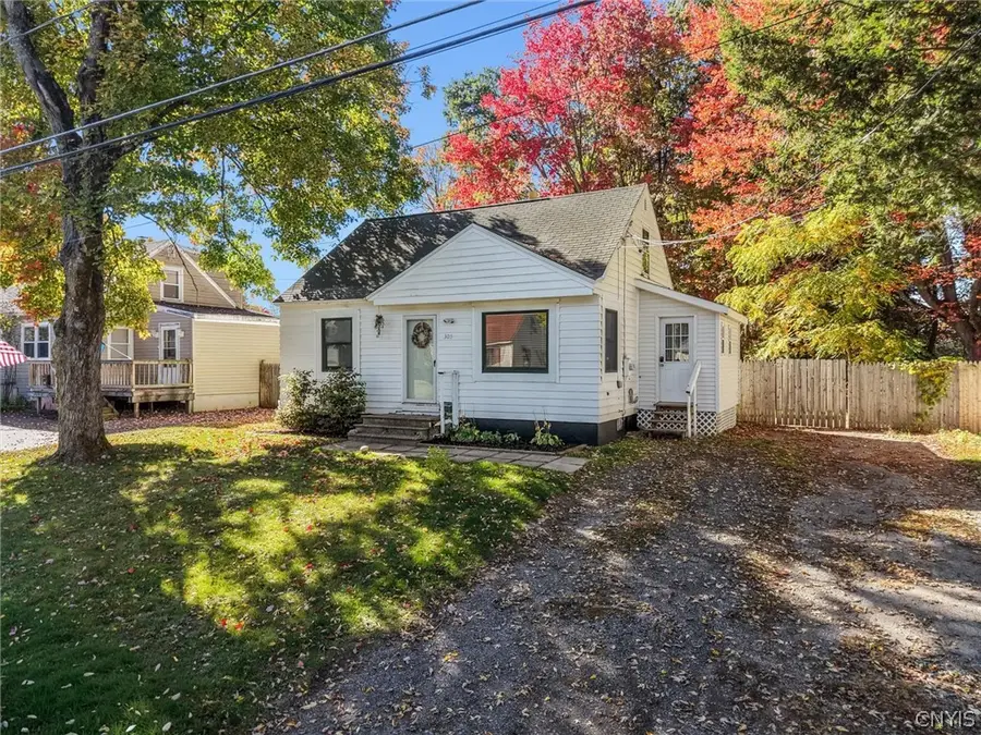 305 Richardson Drive, Syracuse, NY 13212 - #3
