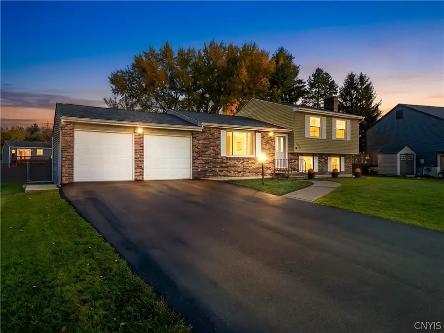 4938 Dahlia Circle, Liverpool, NY 13088 - #2