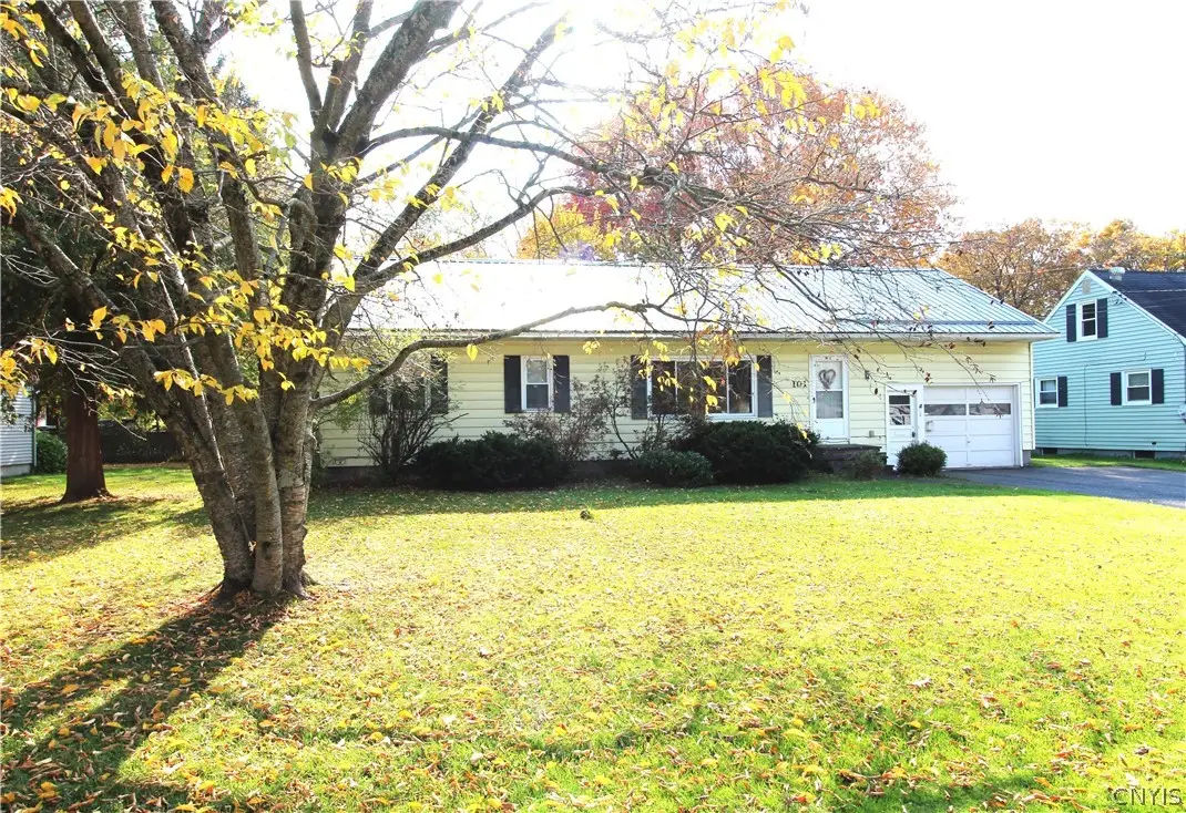 101 Clarence Drive, Syracuse, NY 13212 - #1