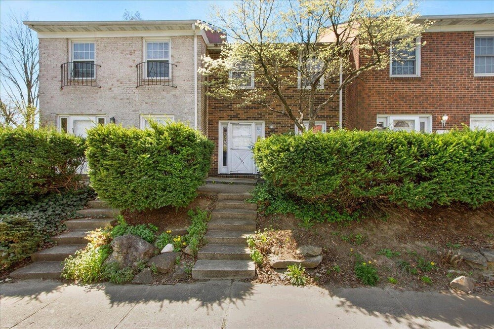 1067 Hardesty Place E M6, Columbus, OH 43204 ERA