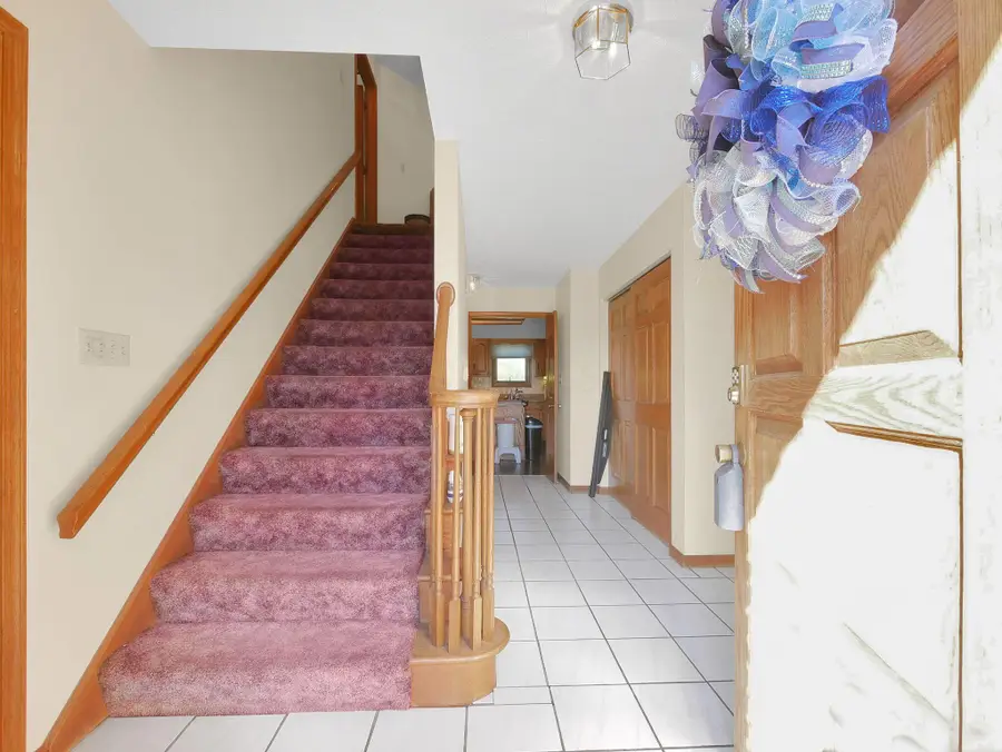 2520 Mccutcheon Road, Columbus, OH 43219 - Image #3