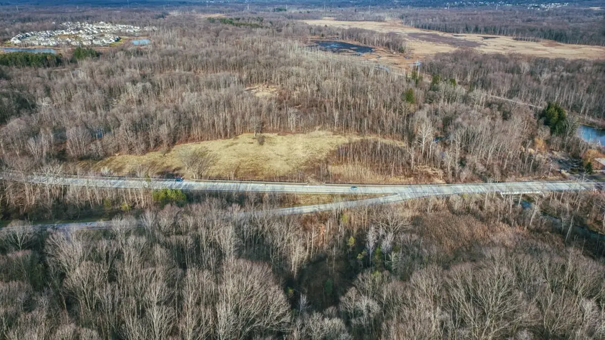 7687 Ravenna Road, Hudson, OH 44236 - Image #1