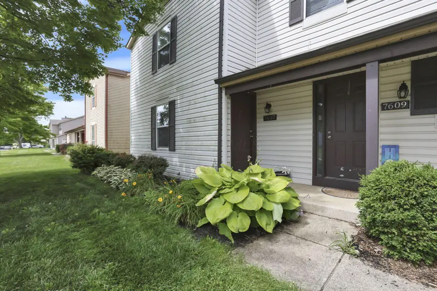 7607-7609 Penwood Place, Columbus, OH 43235 - Image #3