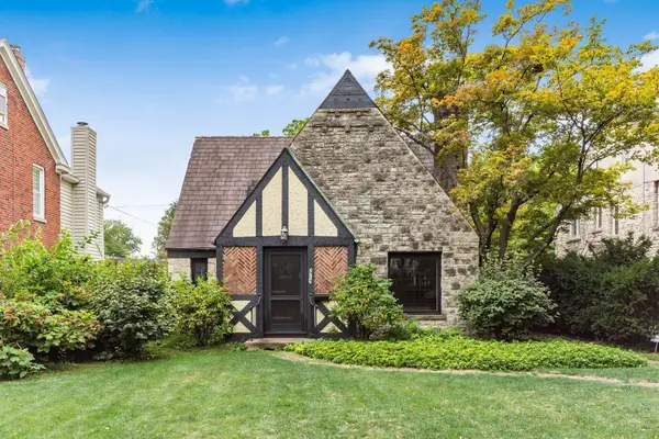 2717 E Broad Street, Bexley, OH 43209