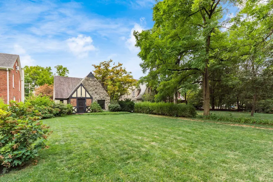 2717 E Broad Street, Bexley, OH 43209 - Image #3