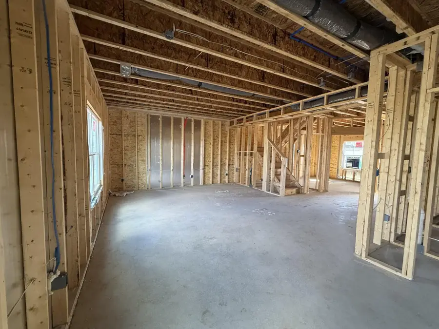 725 Cheney Pass, London, OH 43140 - Image #3