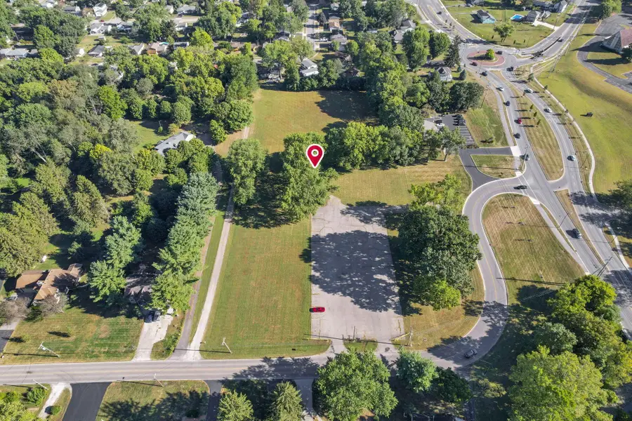 219 N Hamilton Road, Gahanna, OH 43230 - Image #2