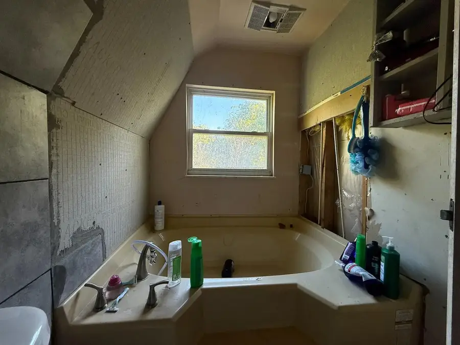 709 Ragged Ridge Road, Frankfort, OH 45628 - #3