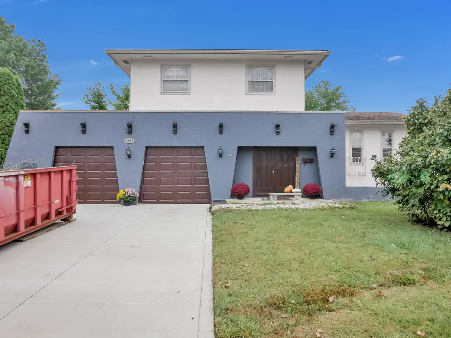 6849 Roundelay Road N, Reynoldsburg, OH 43068 - Image #2