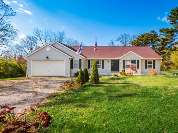 228 Jones Avenue Sw, Pataskala, OH 43062