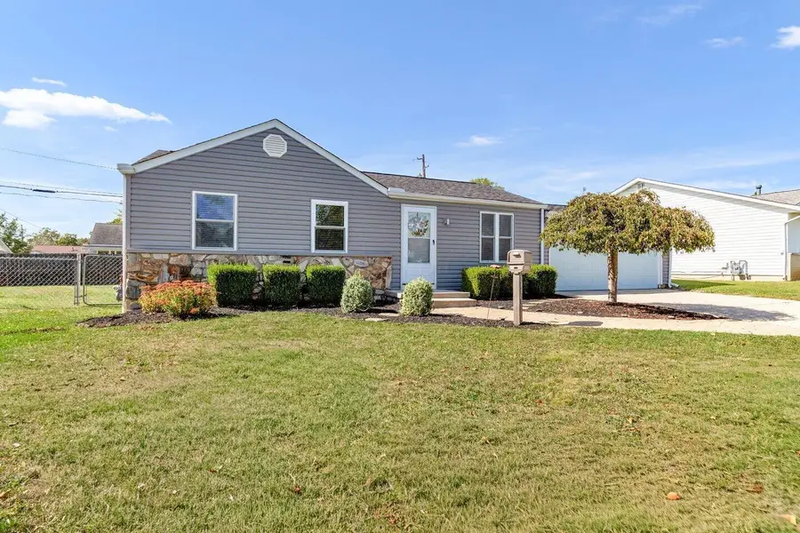 1085 Ardath Court, Columbus, OH 43228 - Image #3