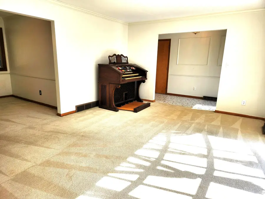 6258 Peach Tree Road, Columbus, OH 43213 - Image #3